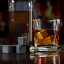 Whiskey Stone Gift Set+in use